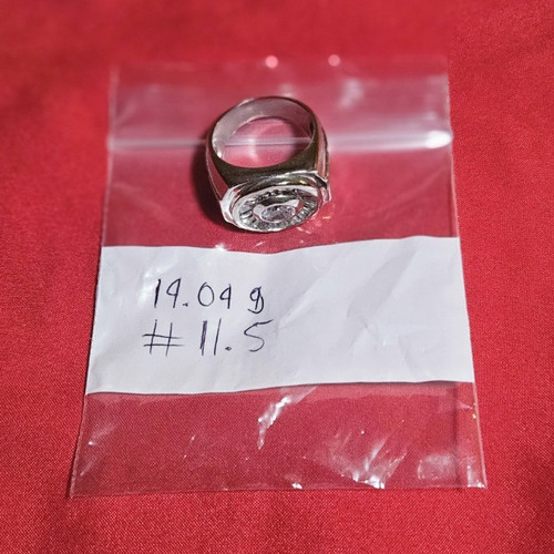 Silver tone signet ring size - silver,